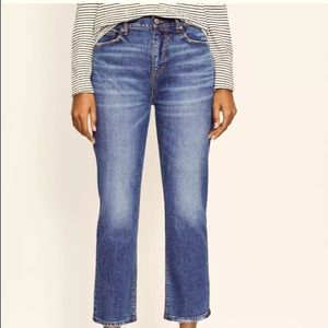Loft outlet Curvy boyfriend stretch jeans cropped Size 14